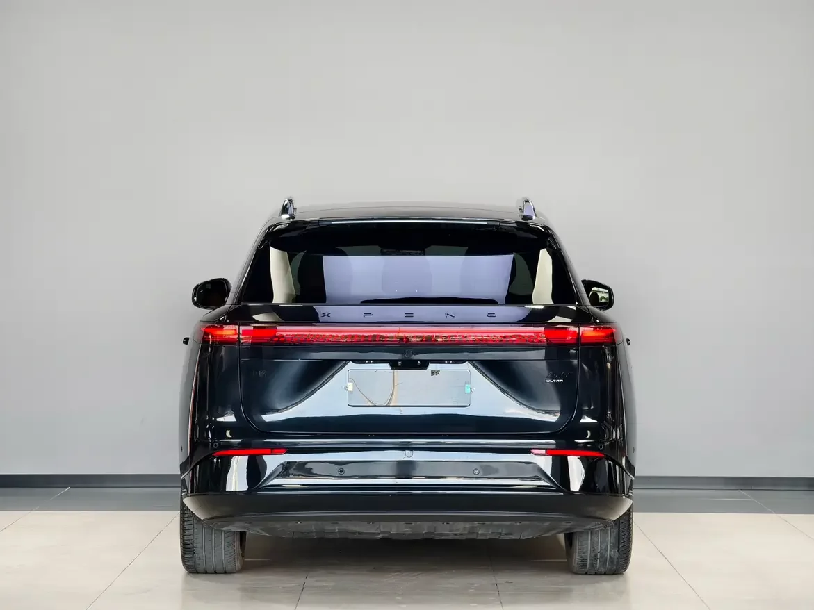 Xpeng G9