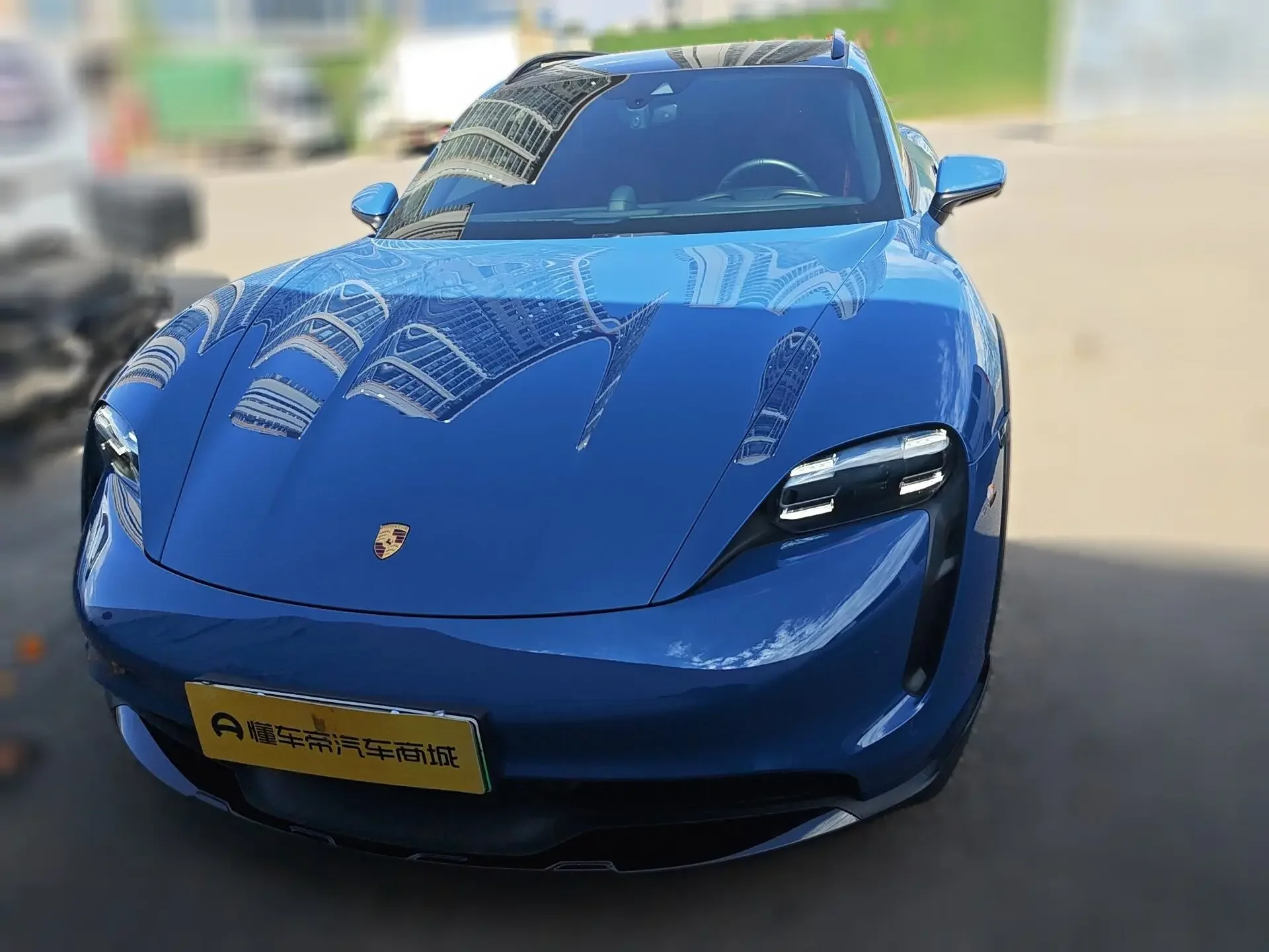 Porsche Taycan
