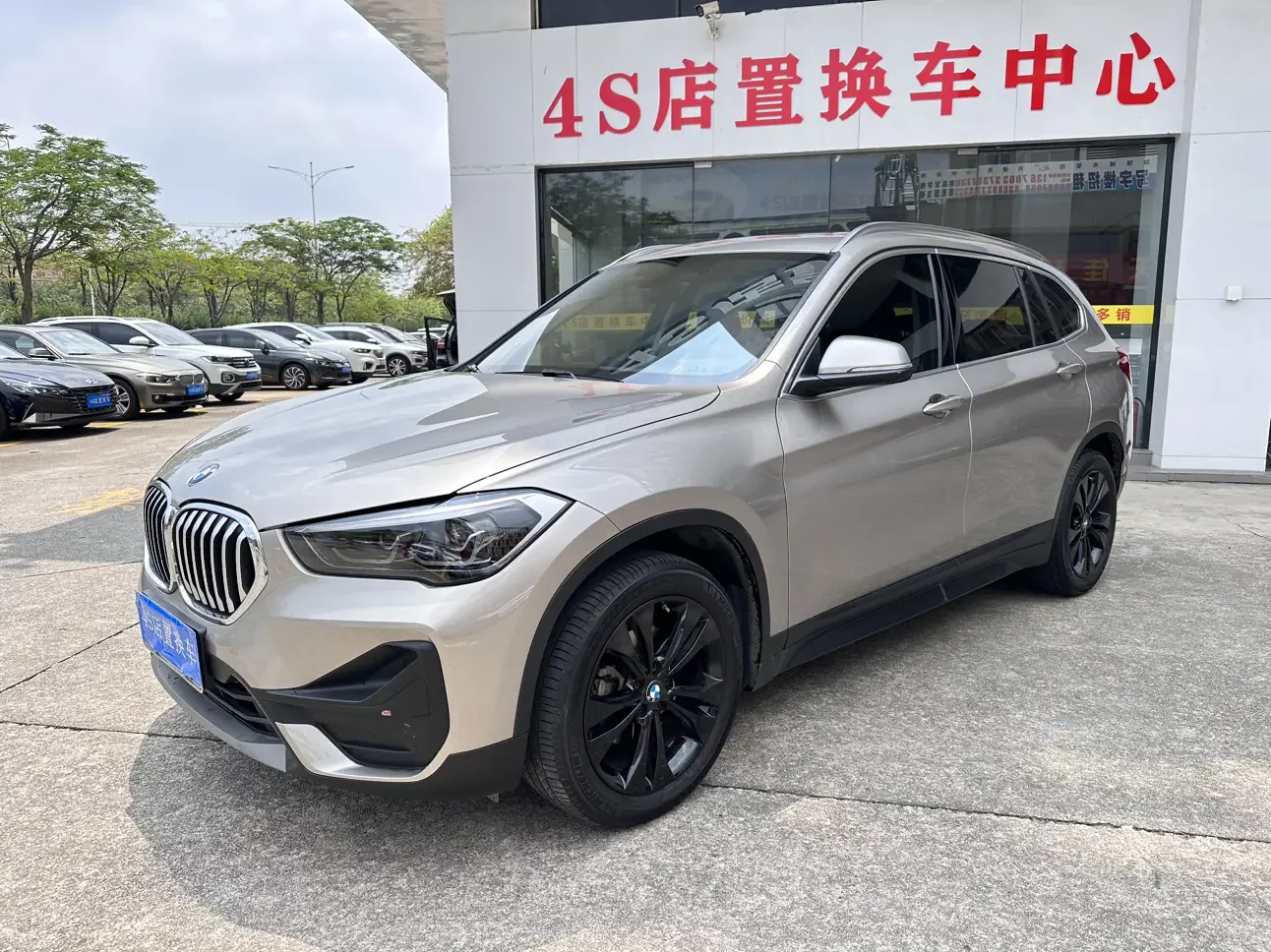 BMW X1