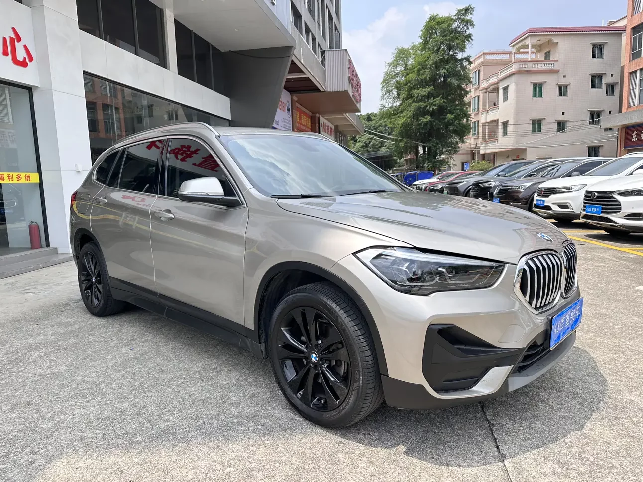 BMW X1