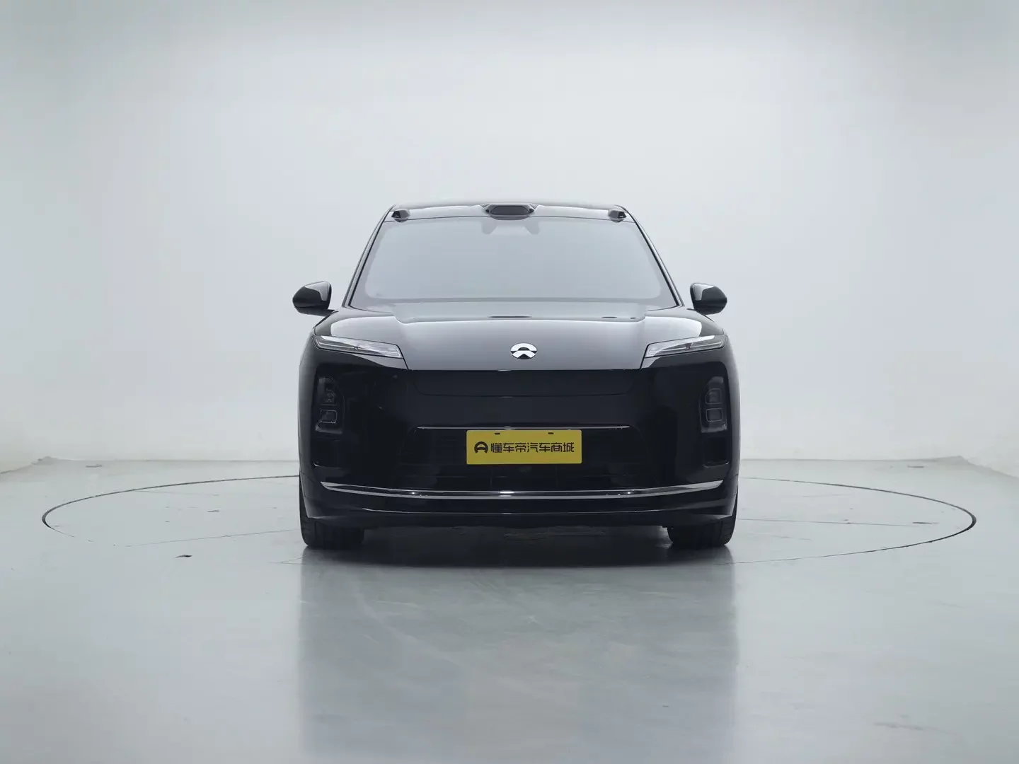 NIO ES8