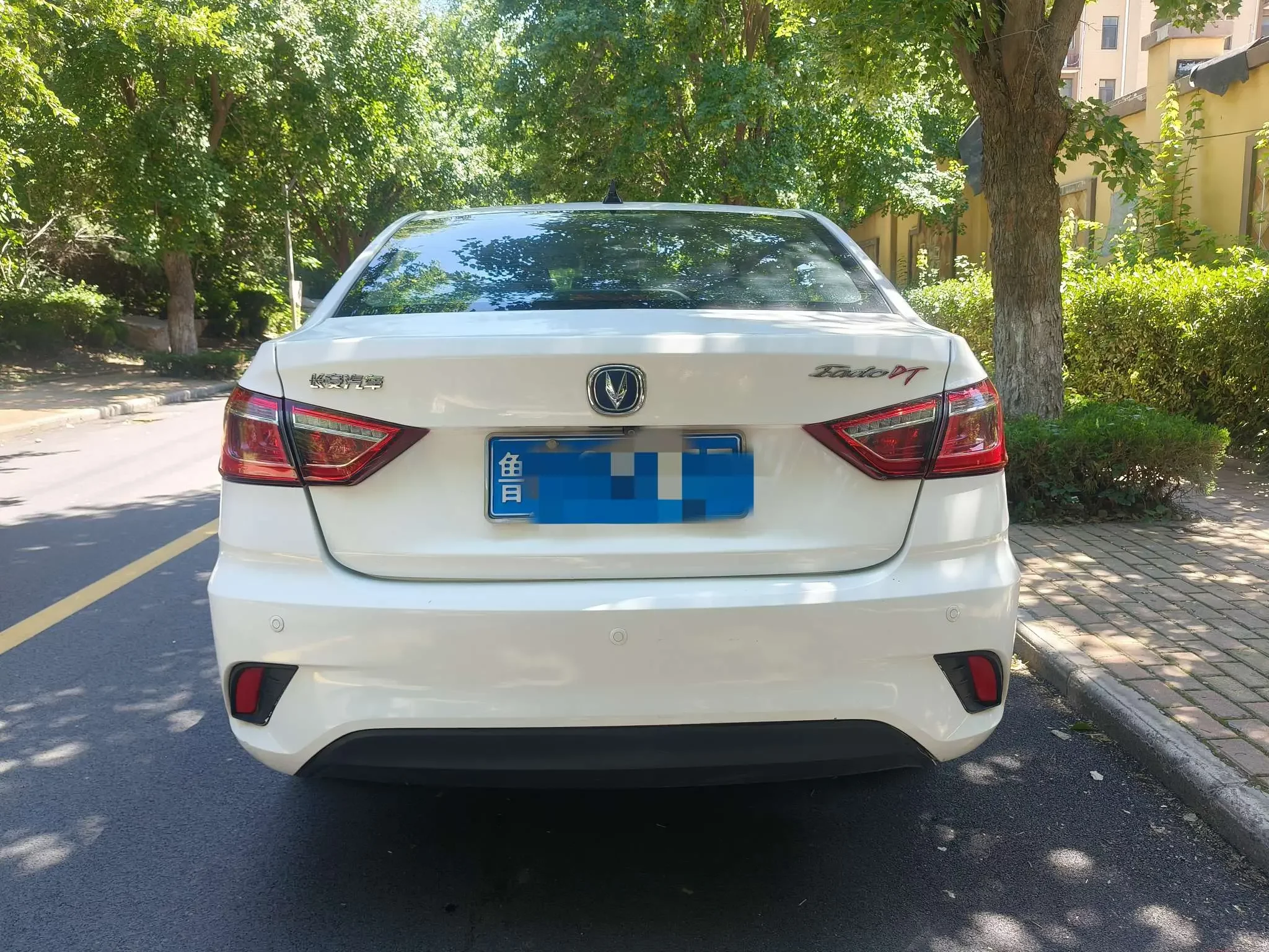 Changan Eado DT