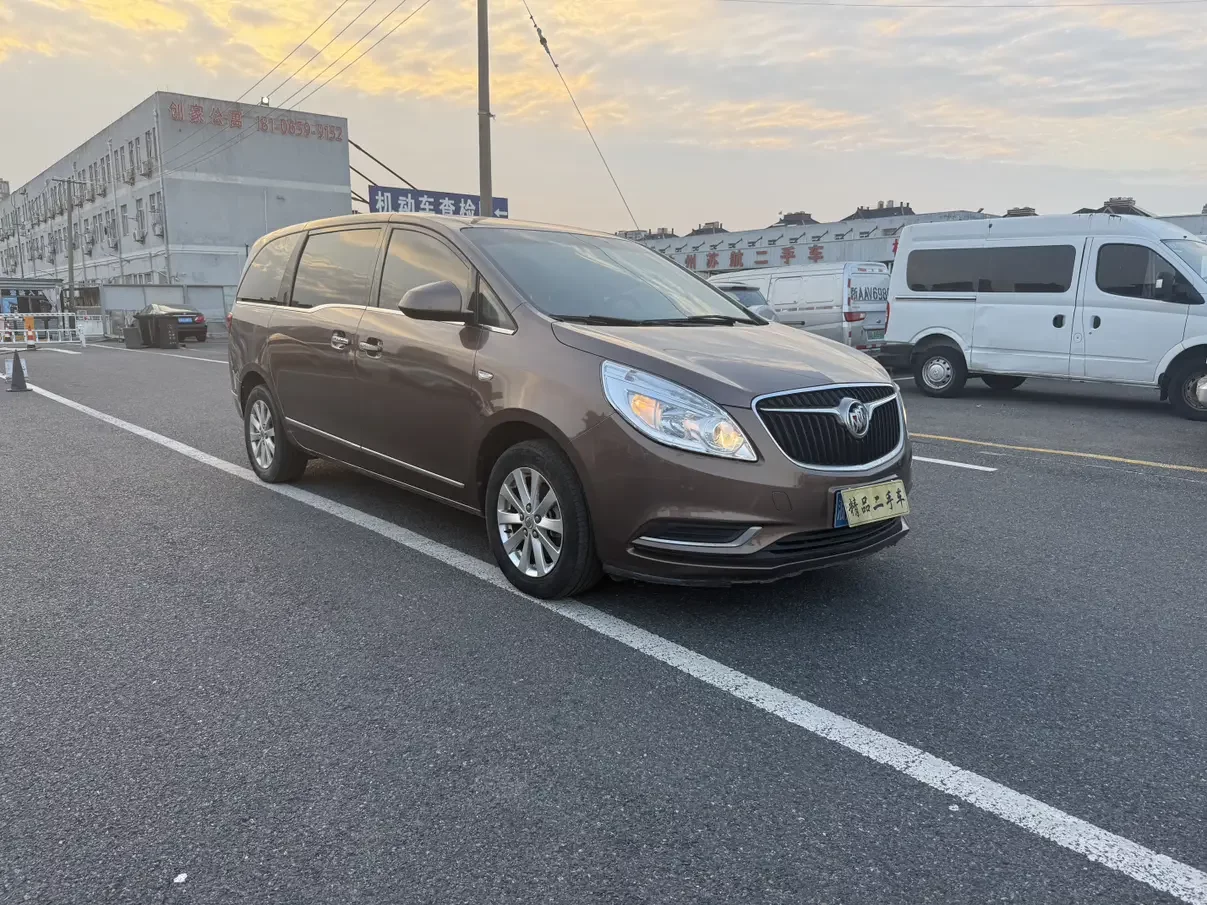 Buick GL8
