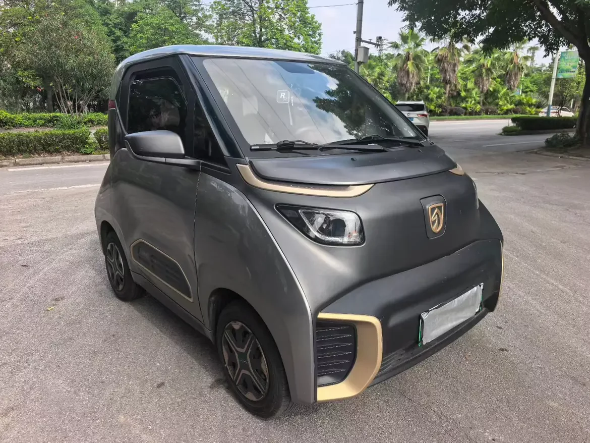 Baojun E200
