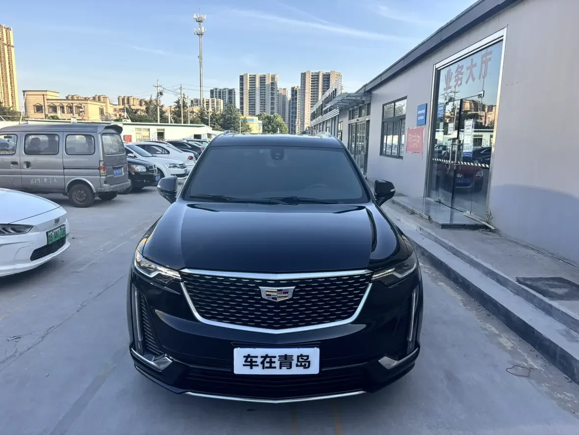 Cadillac XT6