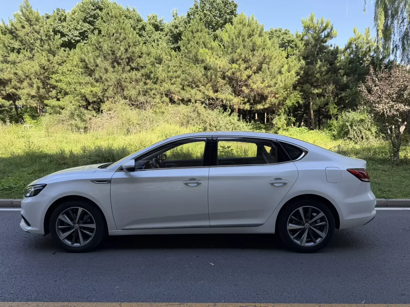 MG 6