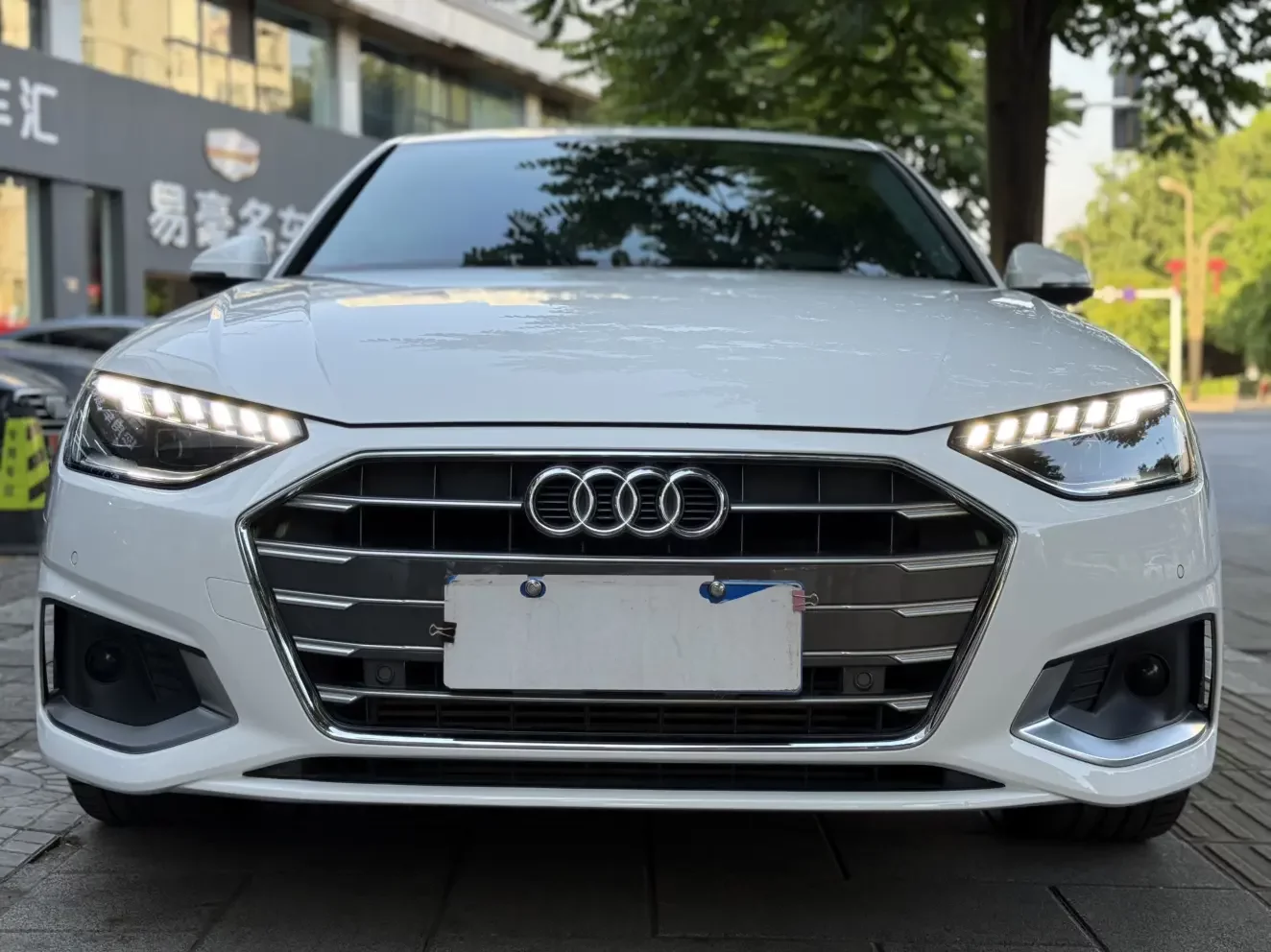 Audi A4L