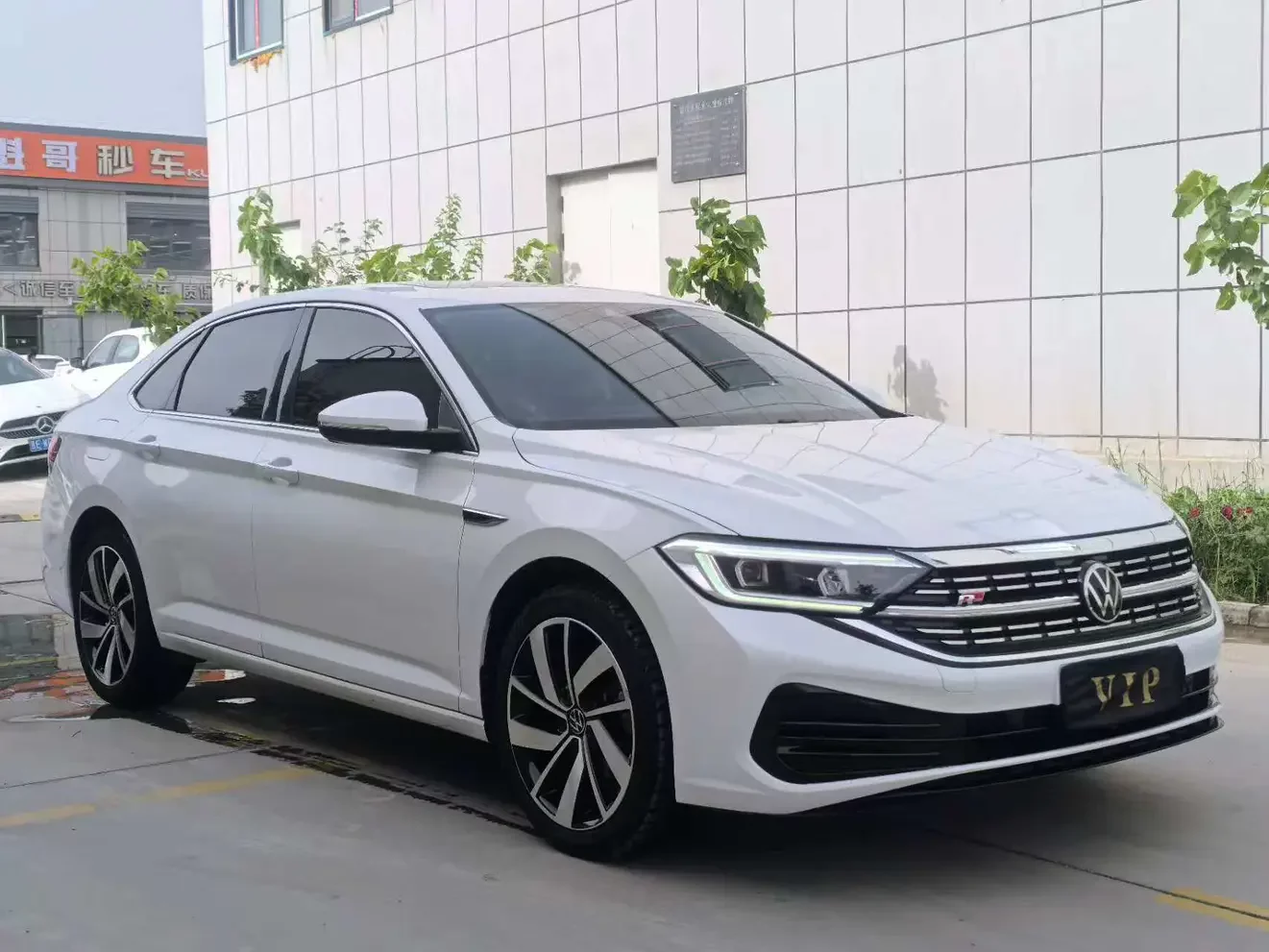 Volkswagen Sagitar