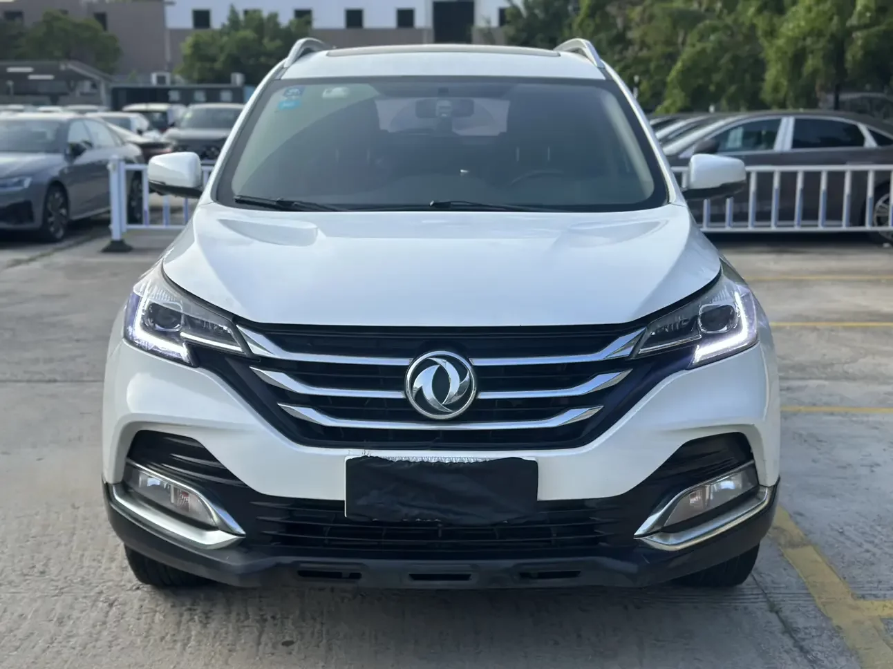 Dongfeng Fengshen AX7