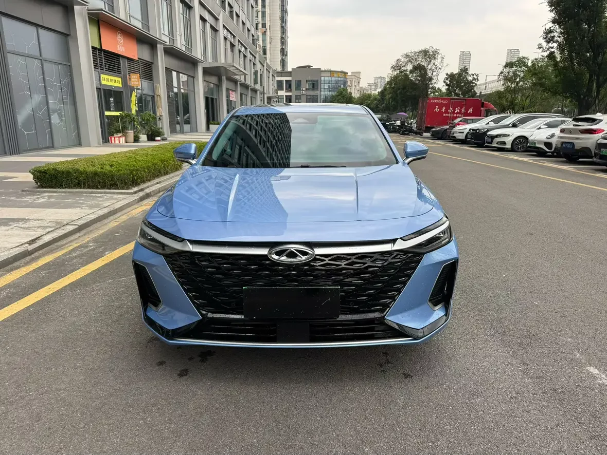 Chery Arrizo 8