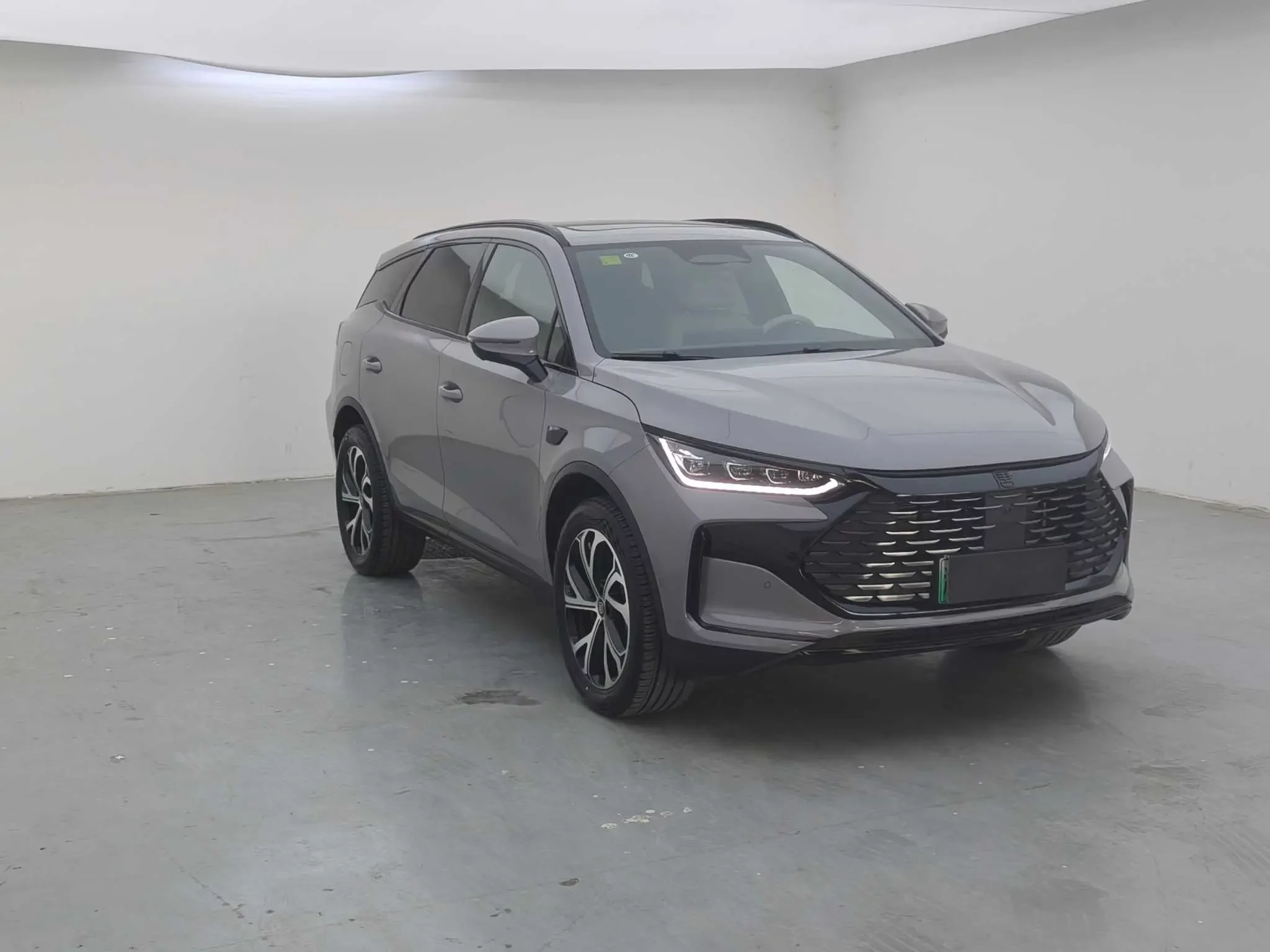 BYD Tang DM