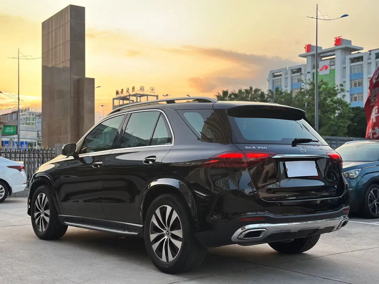 Mercedes-Benz GLE (Imported)