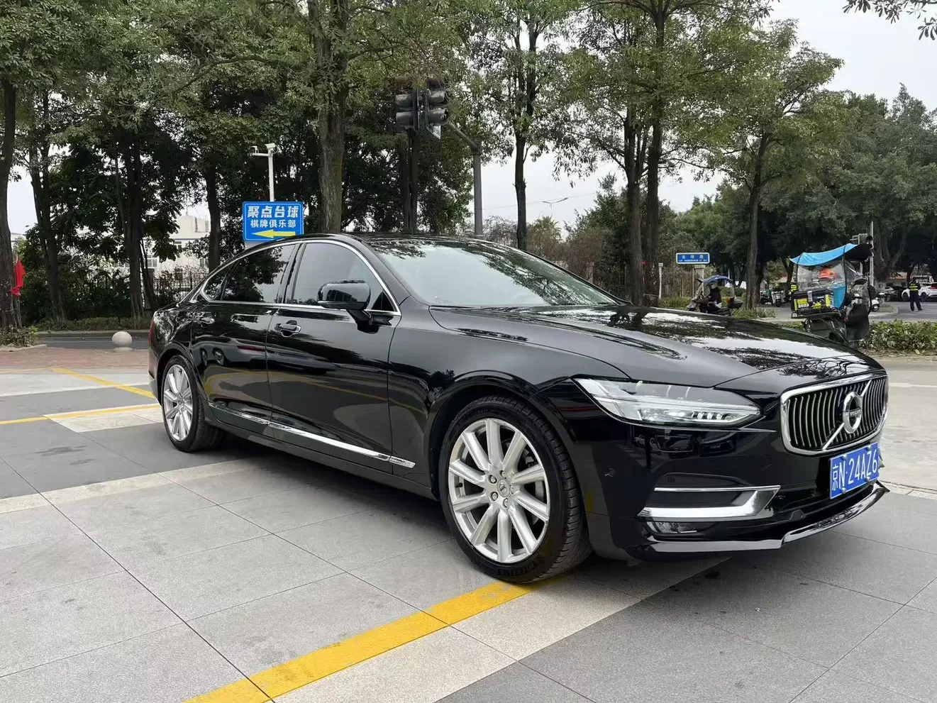 Volvo S90
