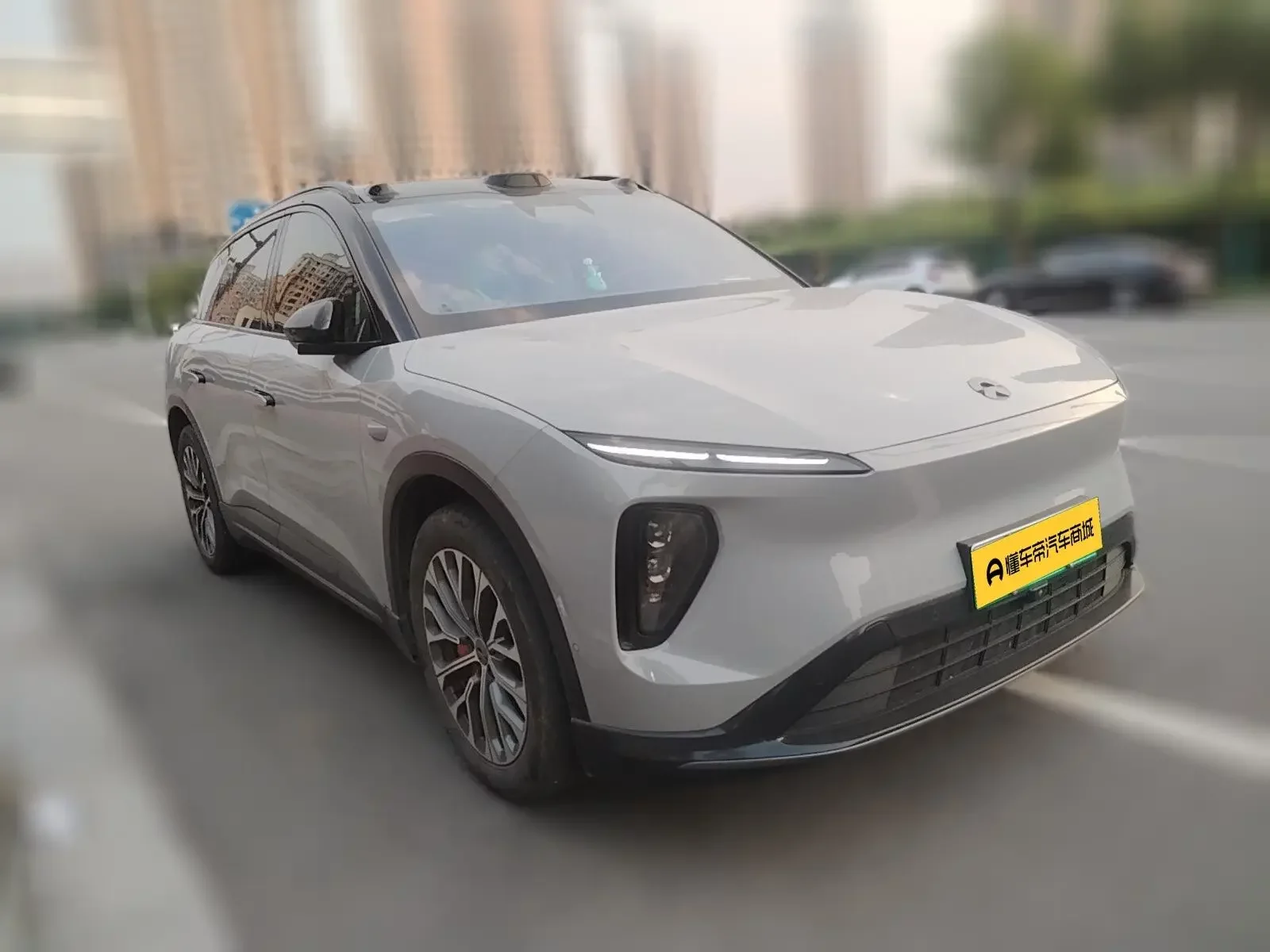 NIO ES6