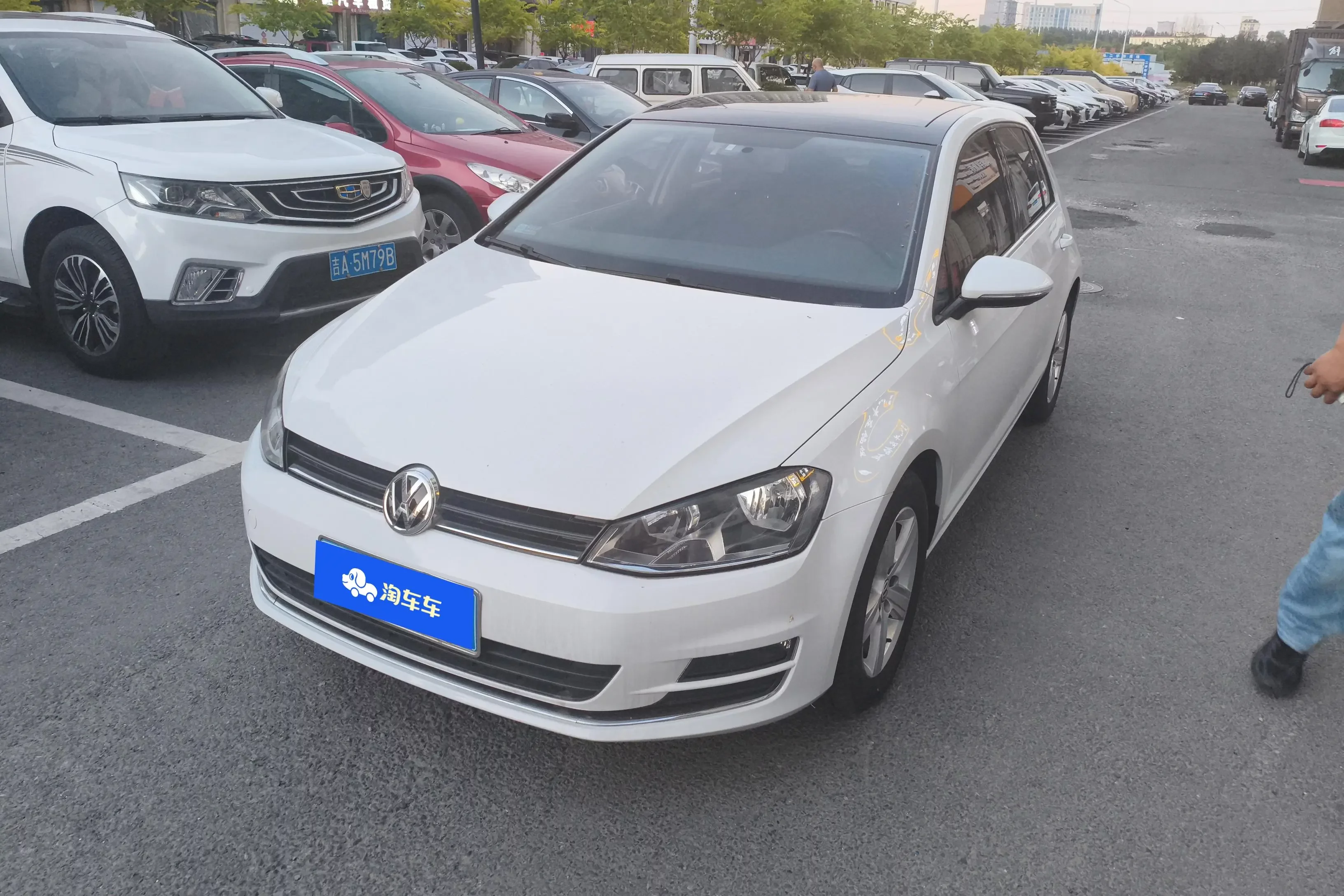 Volkswagen golf