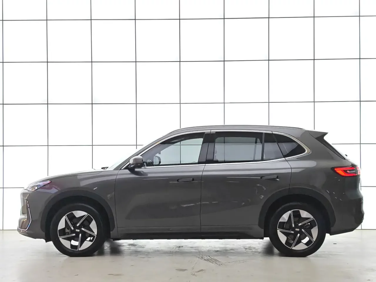 Geely Galaxy E5