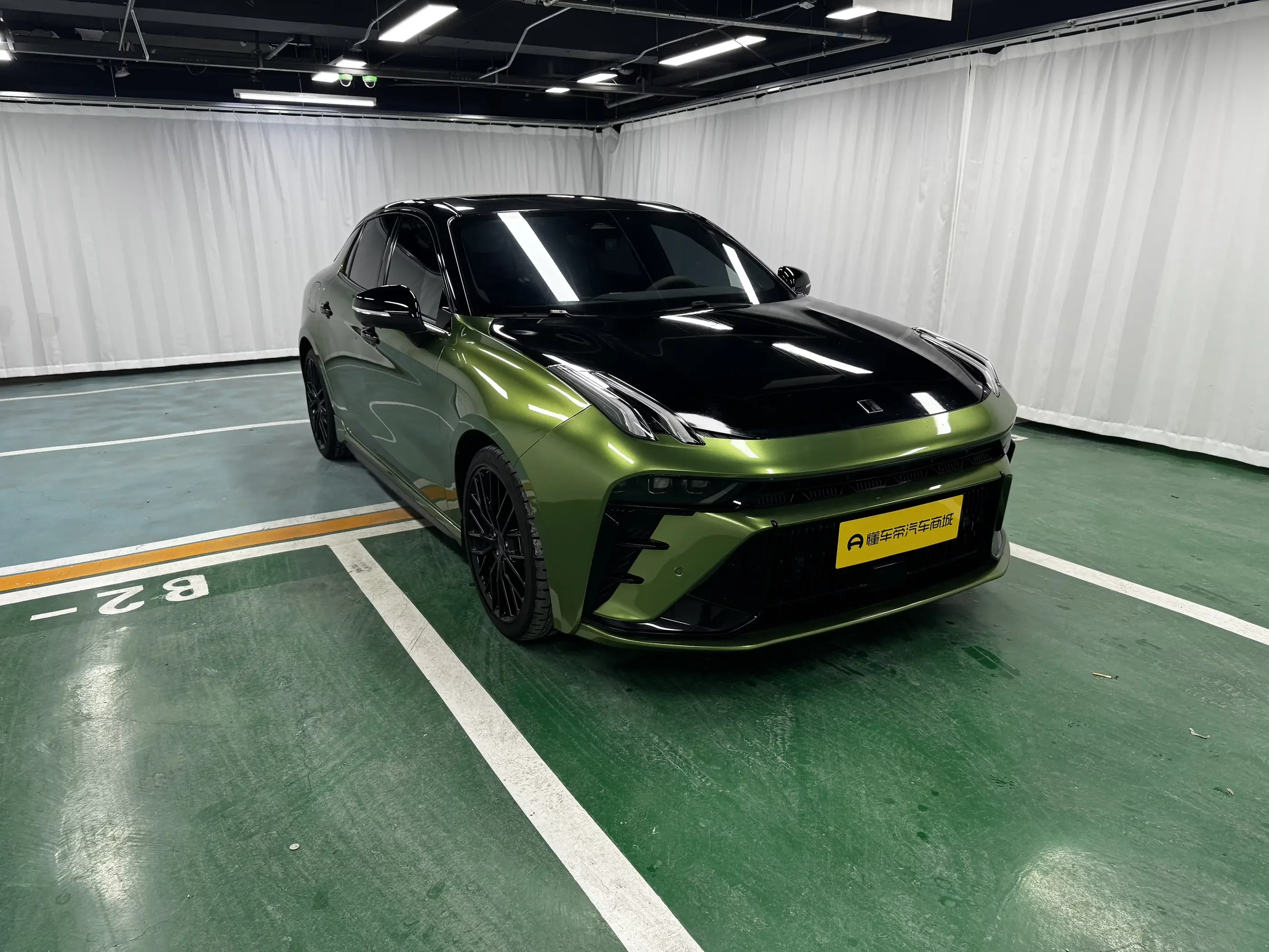Lynk & Co 03