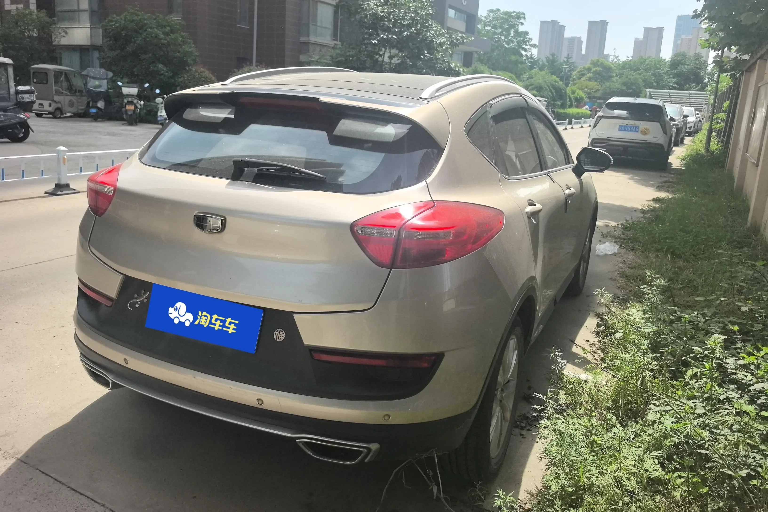 Geely Emgrand GS