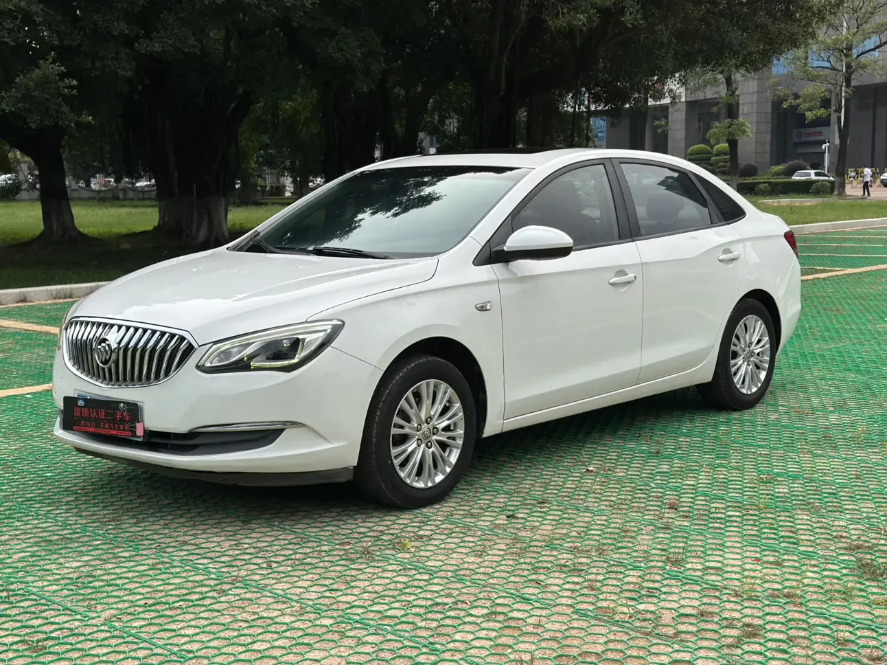 Buick Yinglang