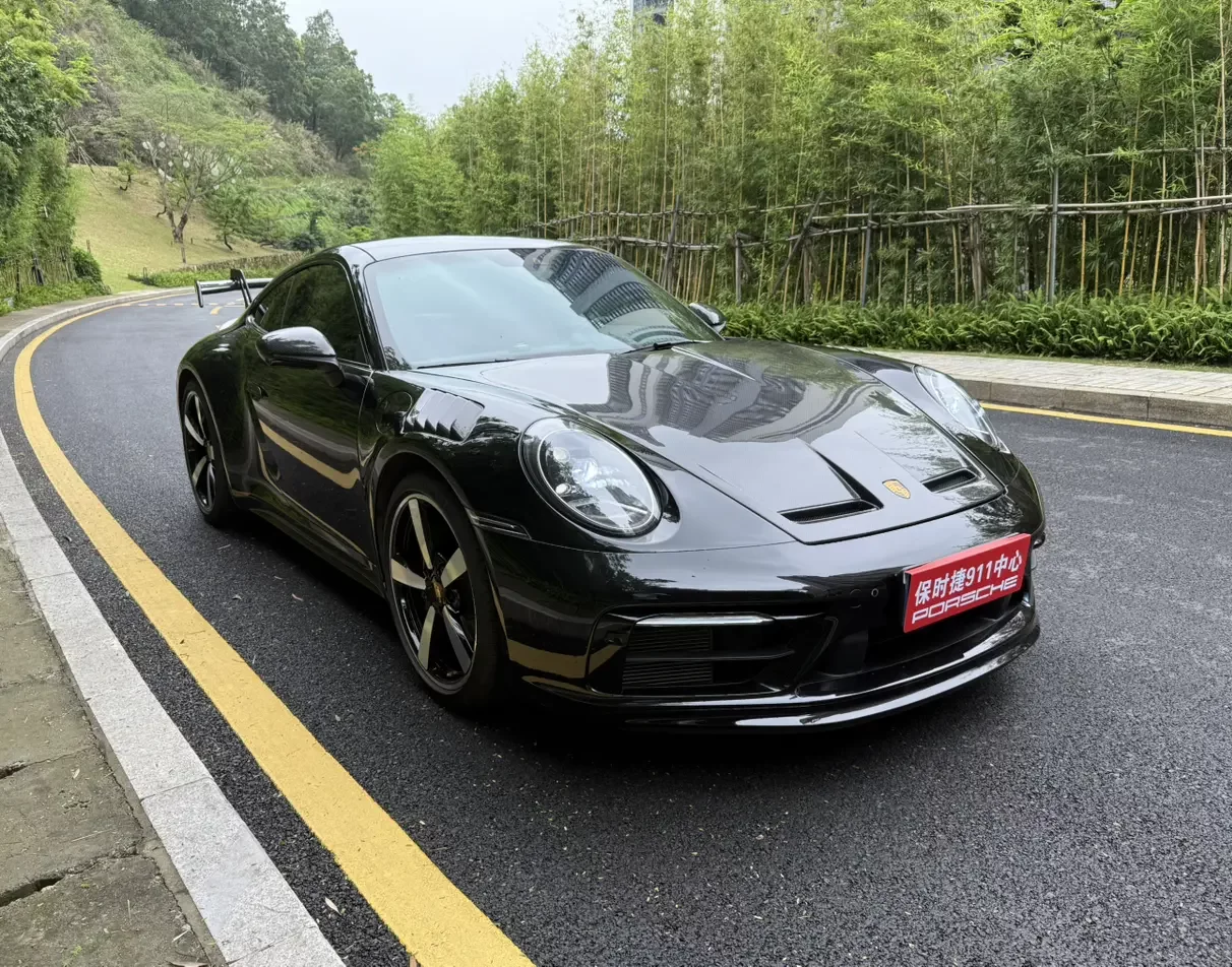 Porsche 911