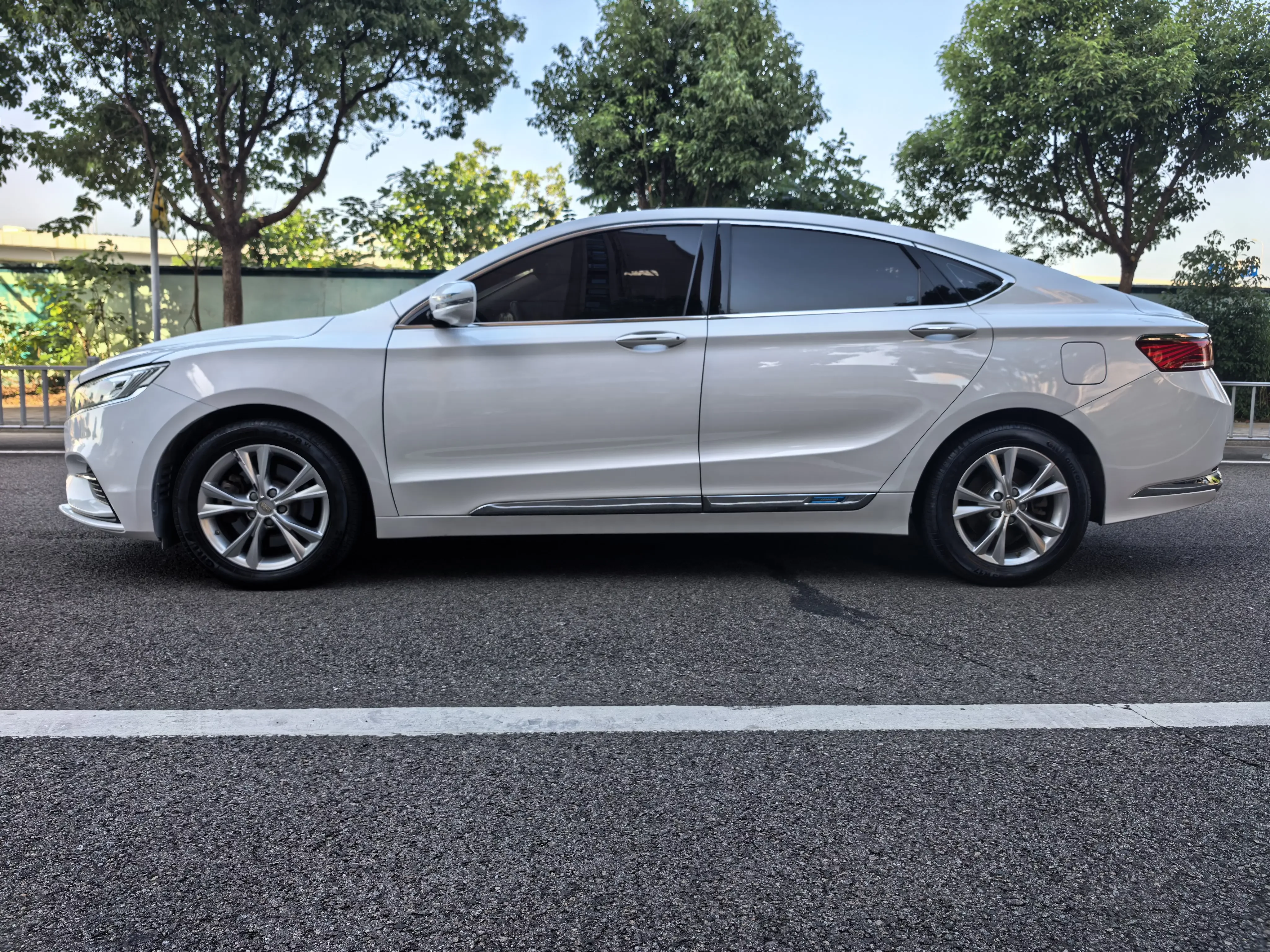 Geely Borui
