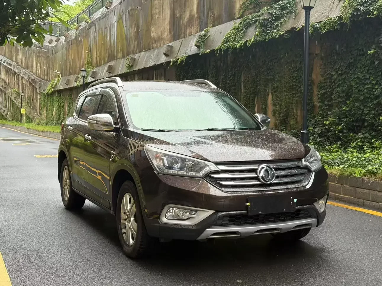 Dongfeng Fengshen AX7