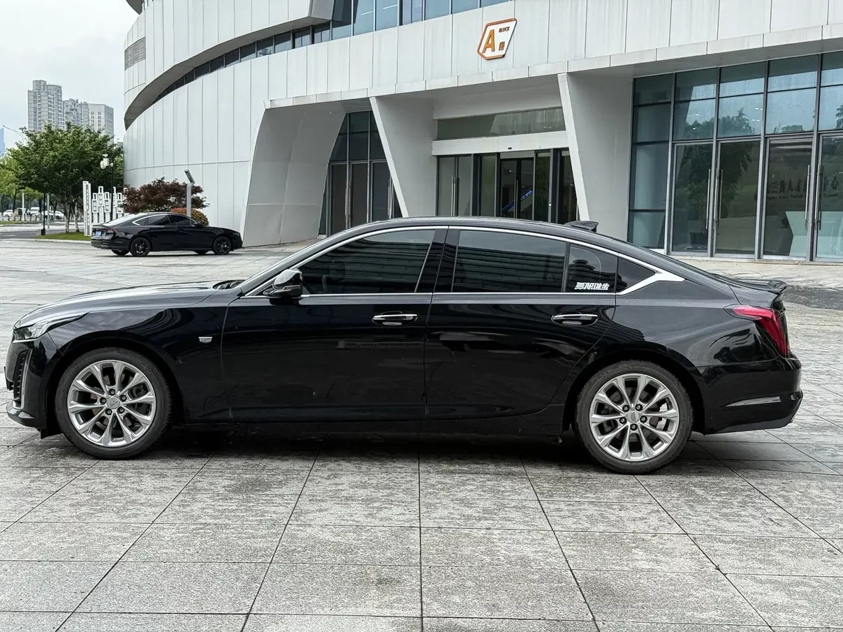 Cadillac CT5
