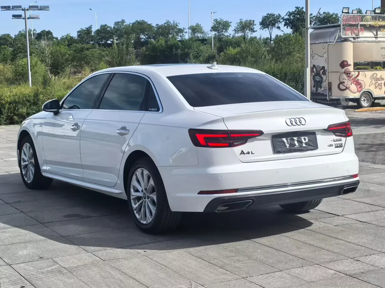 Audi A4L