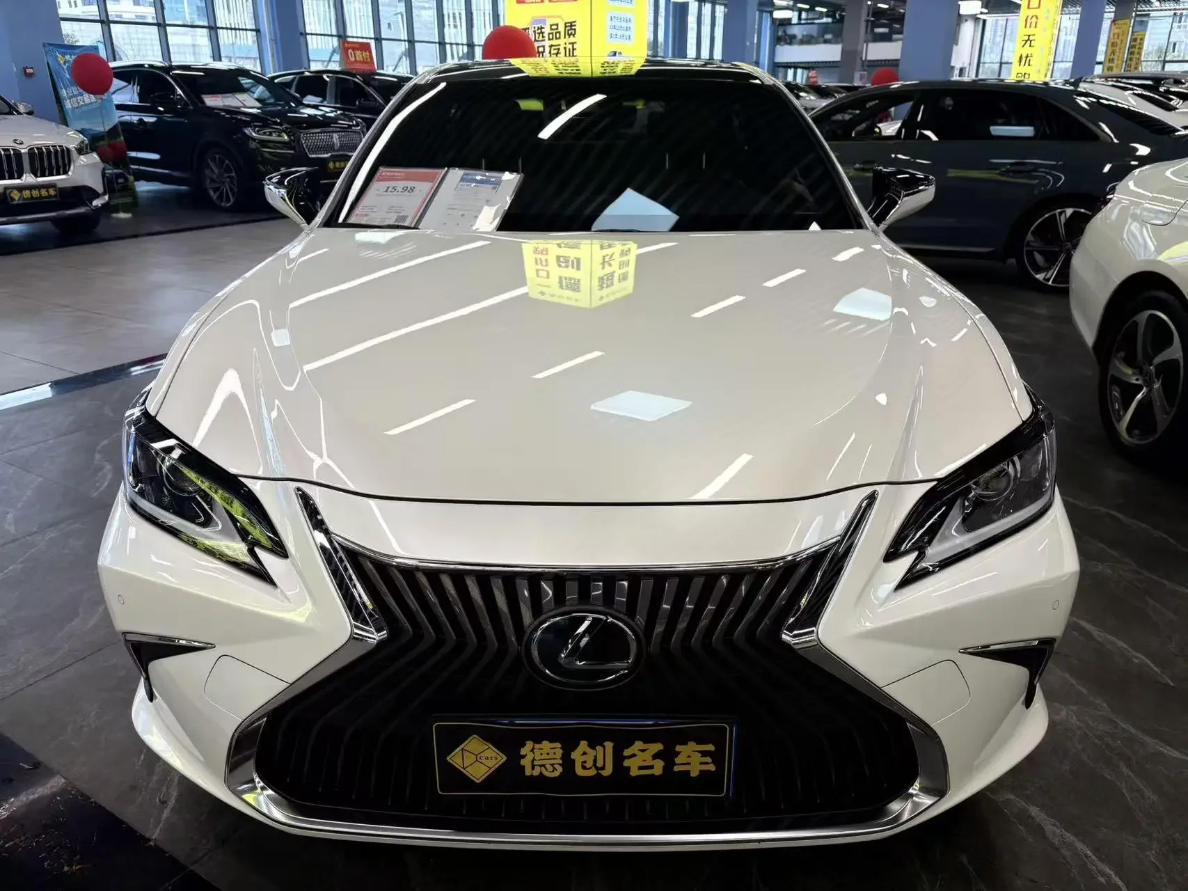 Lexus ES