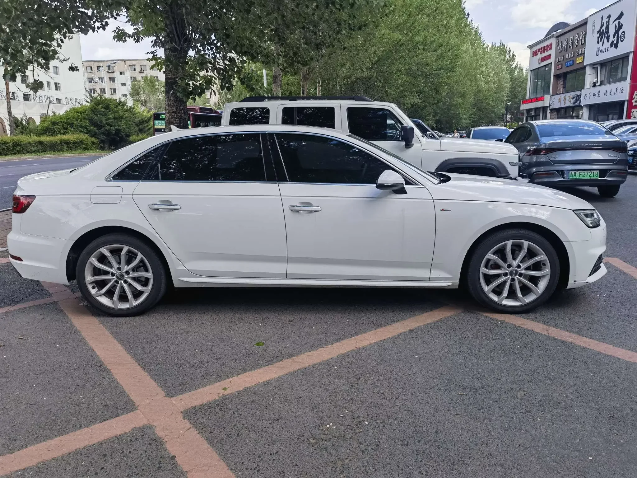 Audi A4L