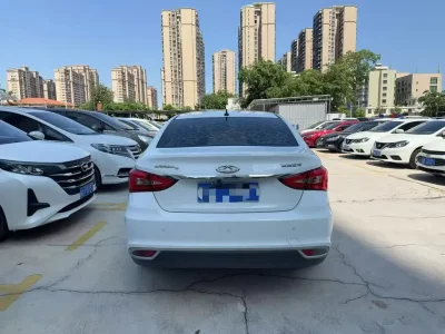 Chery Arrizo 5