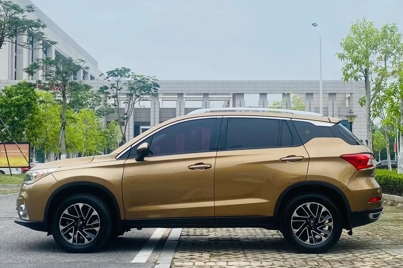 GAC Trumpchi GS4