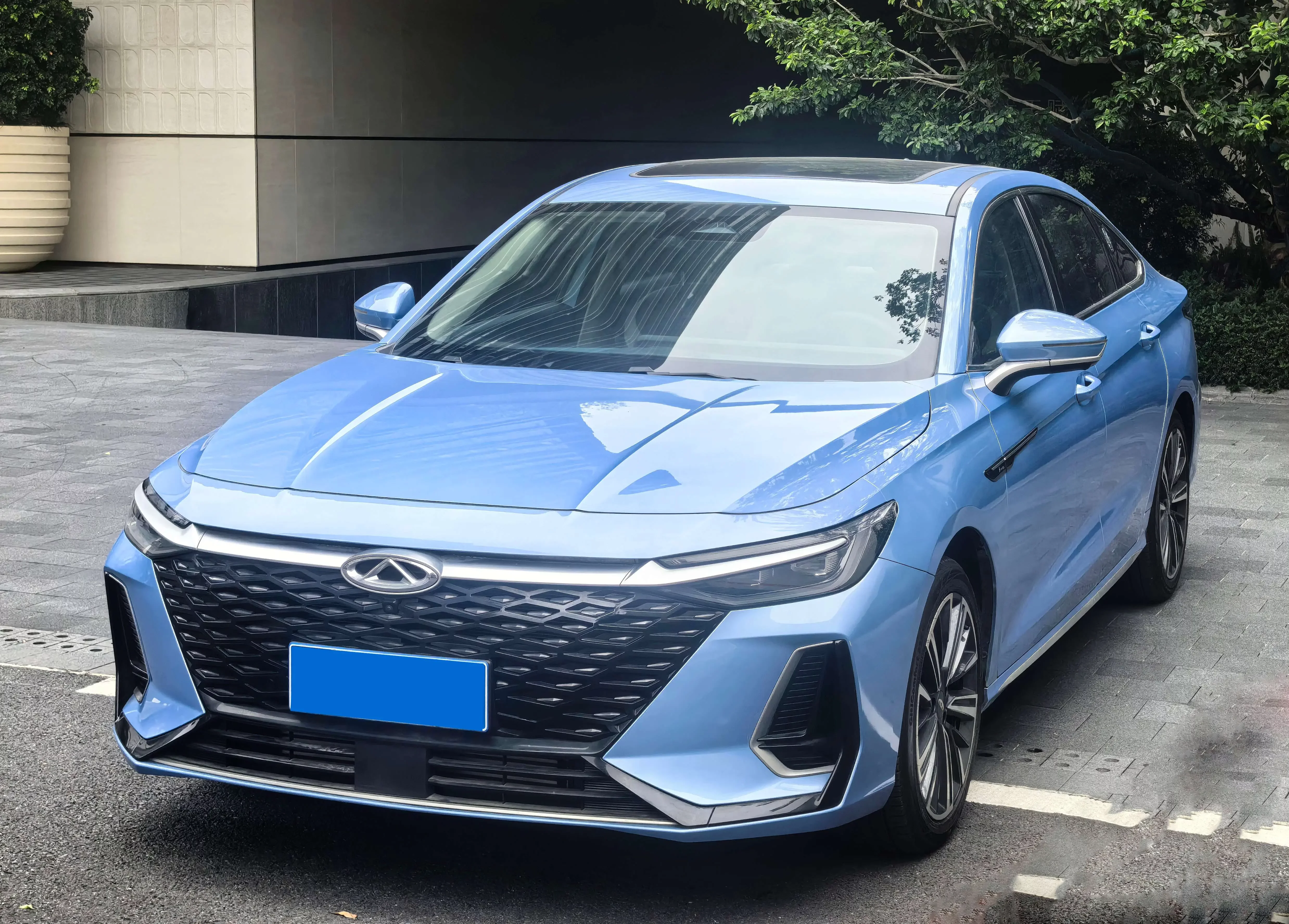 Chery Arrizo 8
