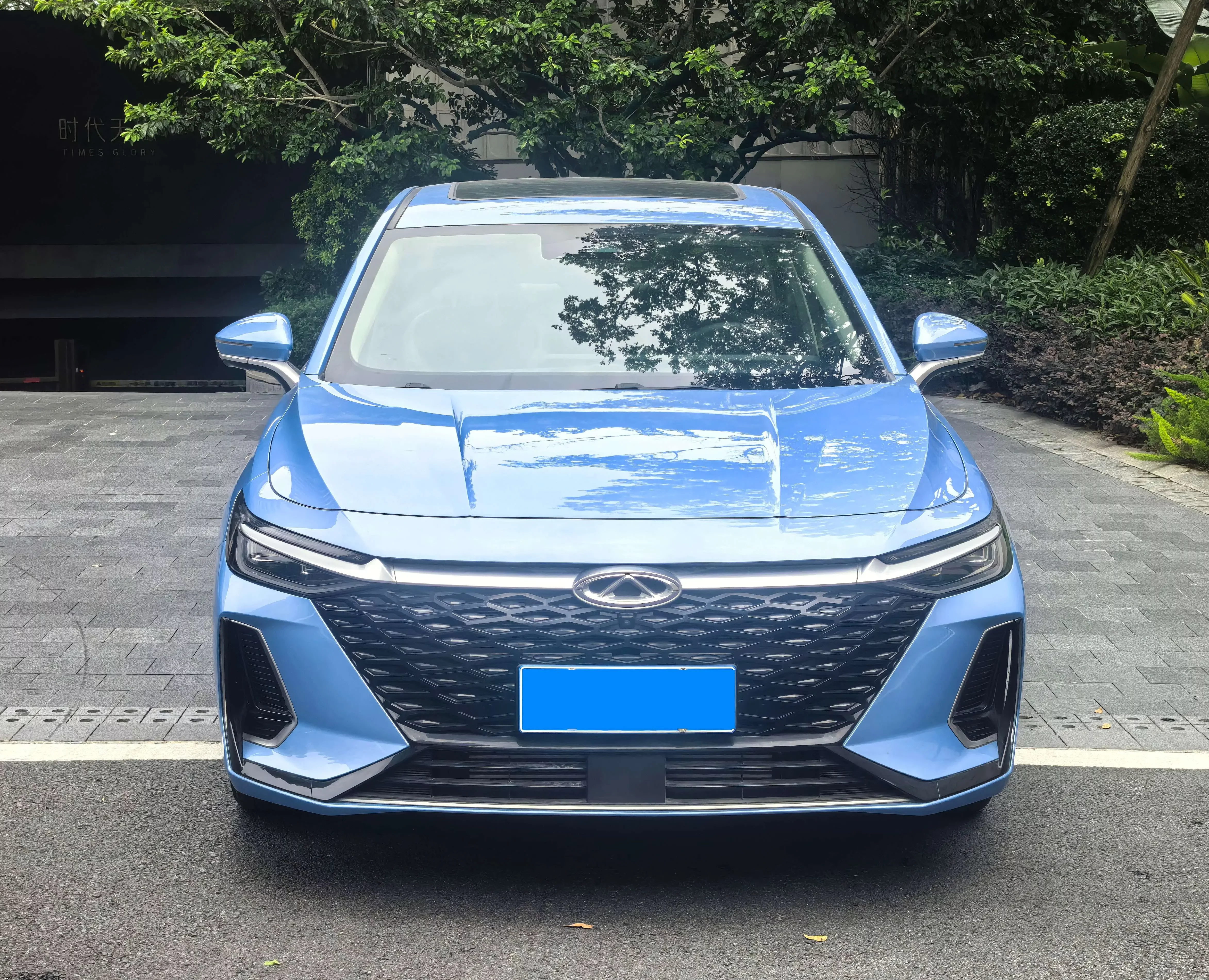 Chery Arrizo 8