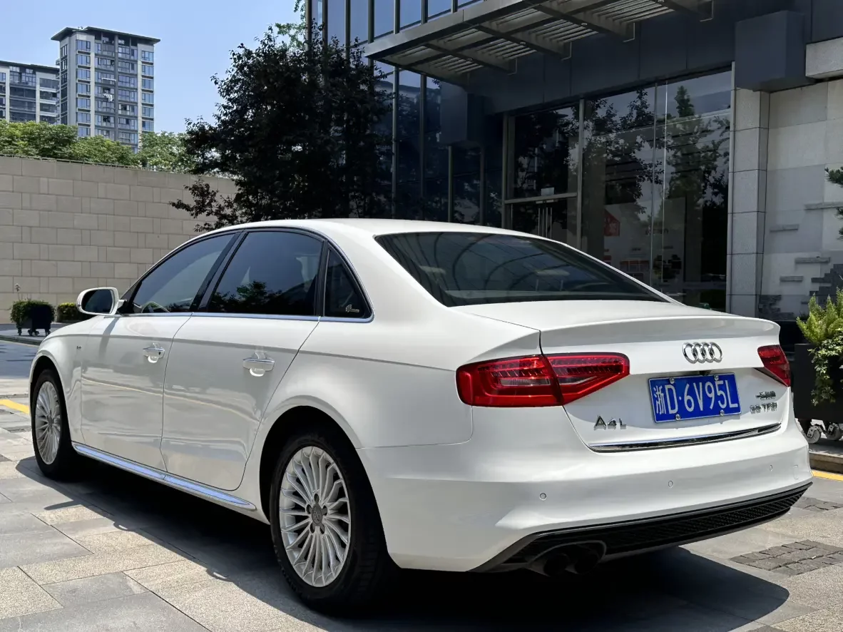 Audi A4L