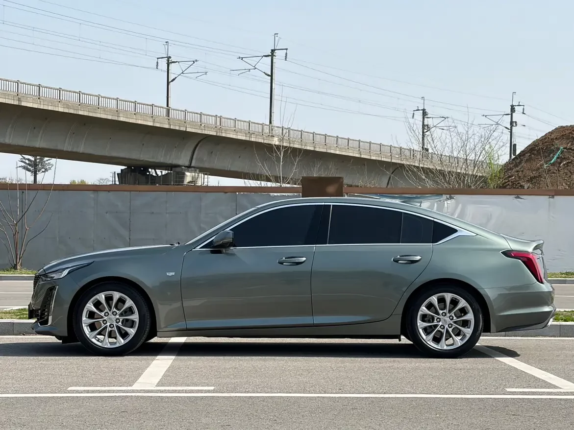 Cadillac CT5