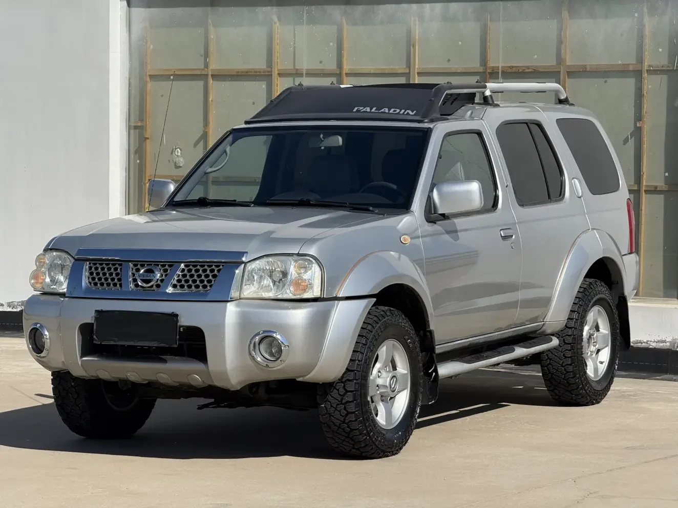 Nissan Paladin