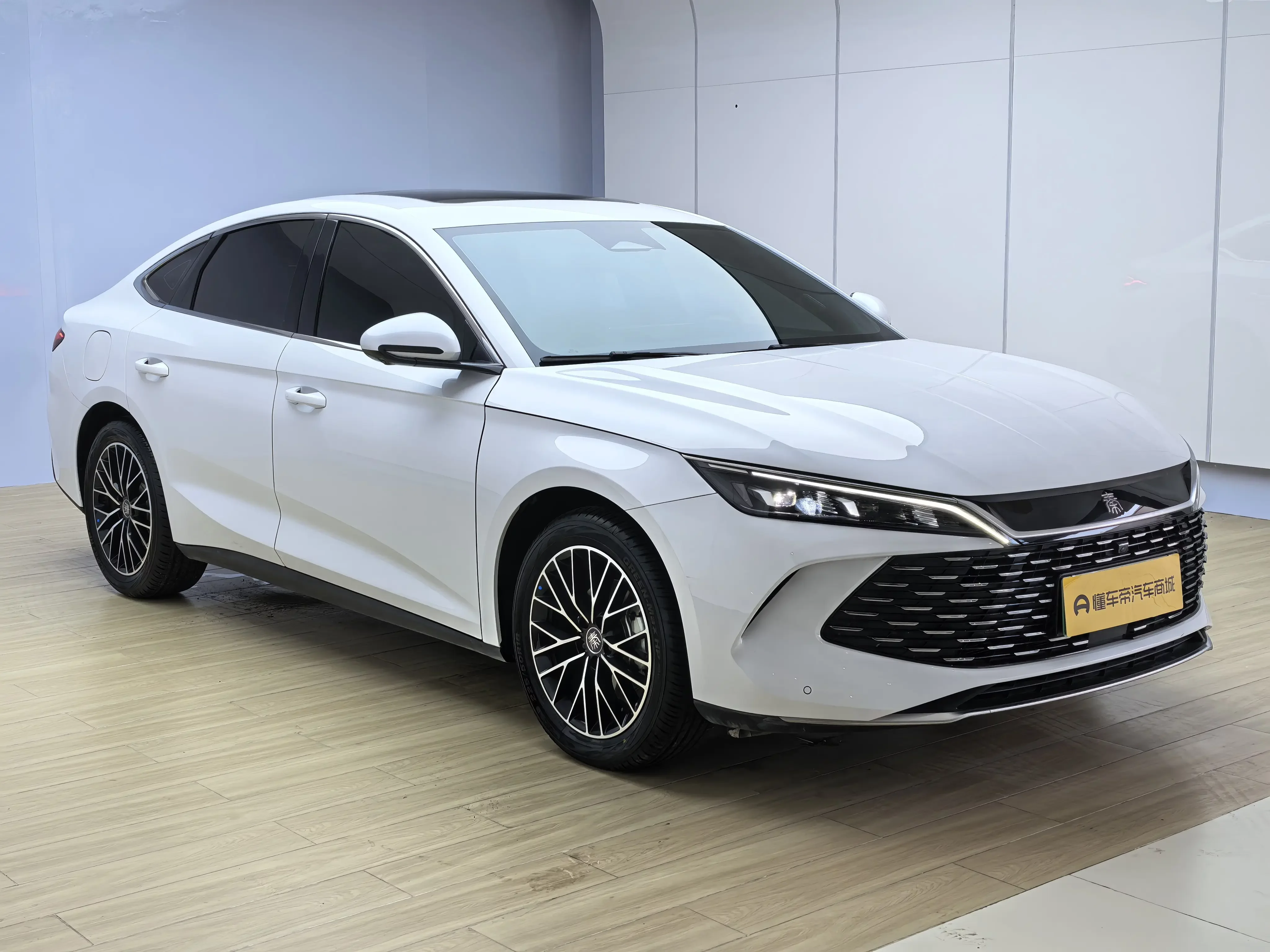 BYD Qin L DM