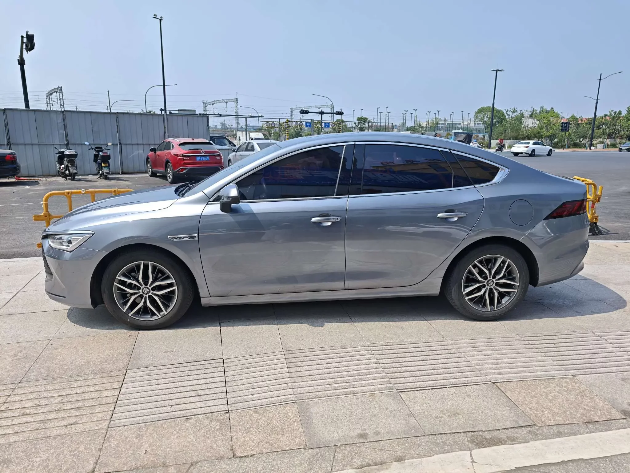 BYD Qin PLUS DM