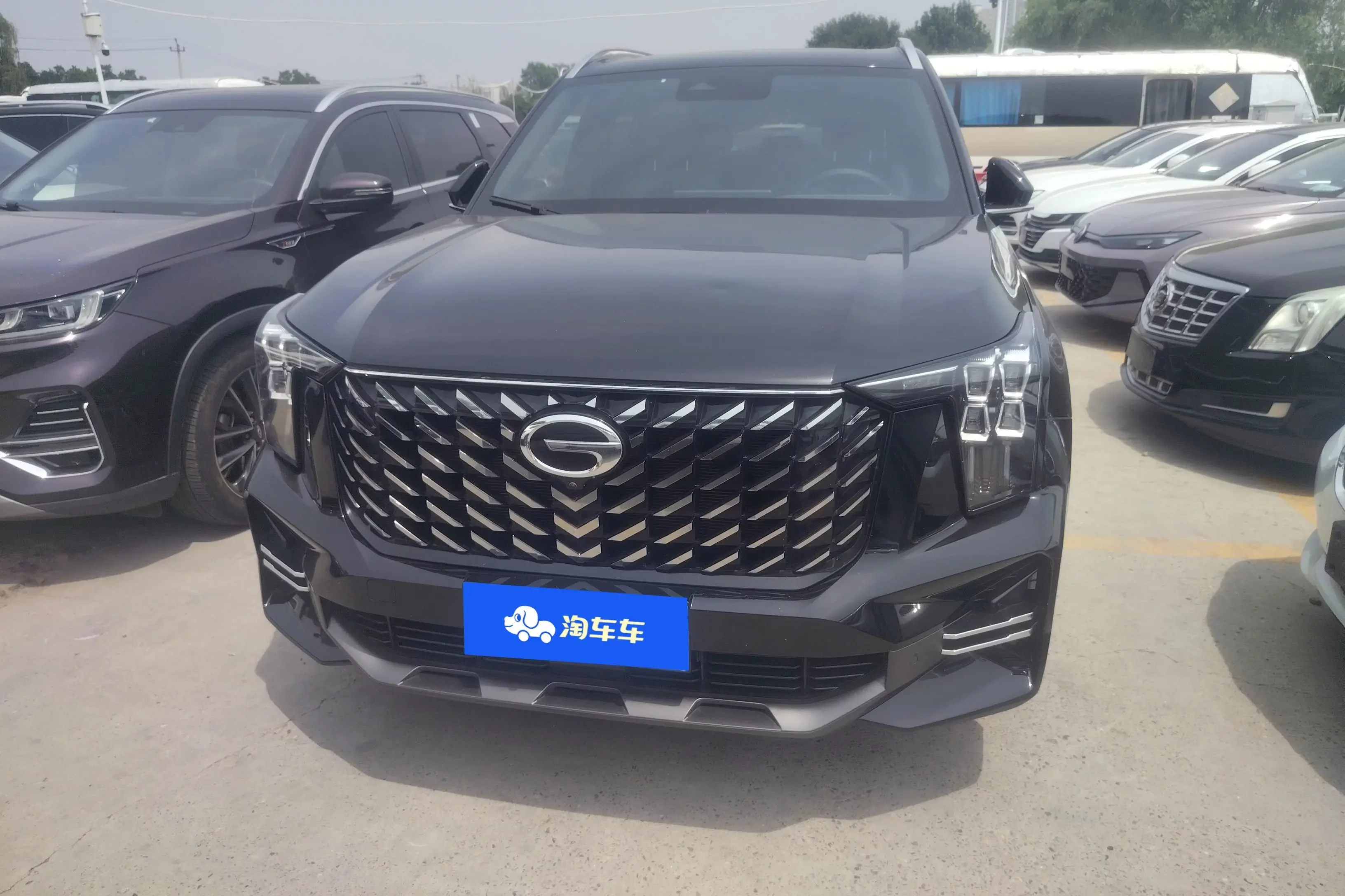 GAC Trumpchi GS8