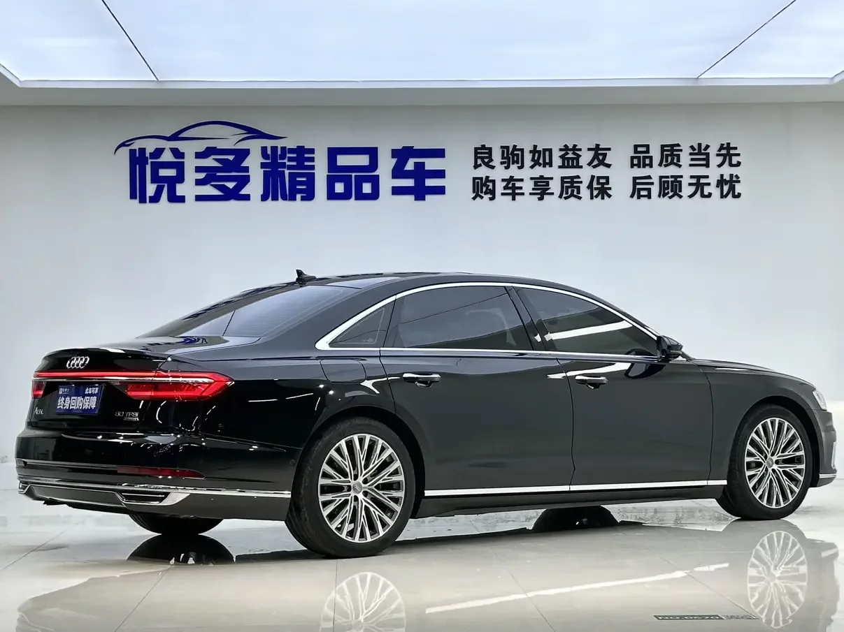 Audi A8
