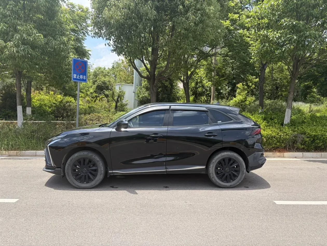 Forthing Fengxing T5 EVO