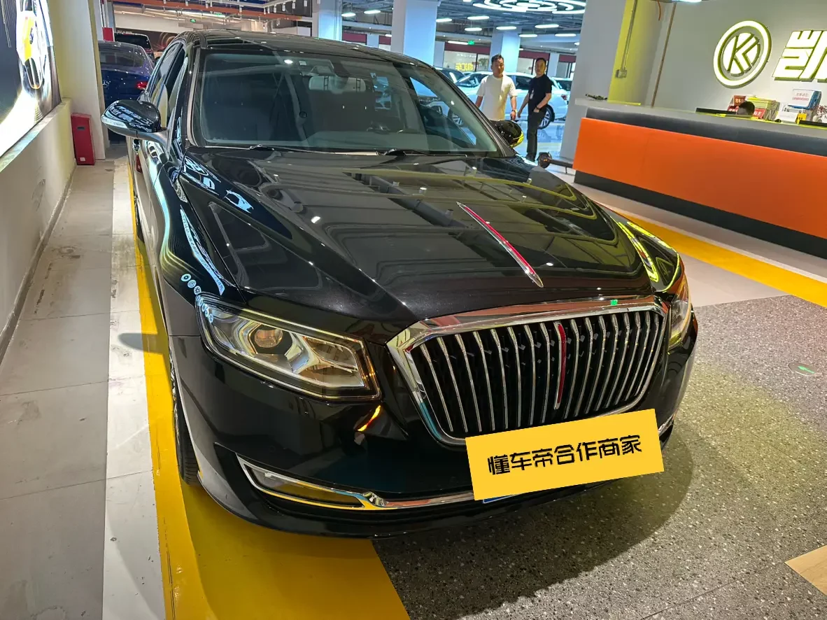 Hongqi H7