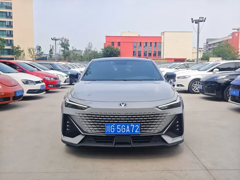 Changan UNI-V