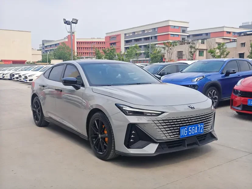 Changan UNI-V