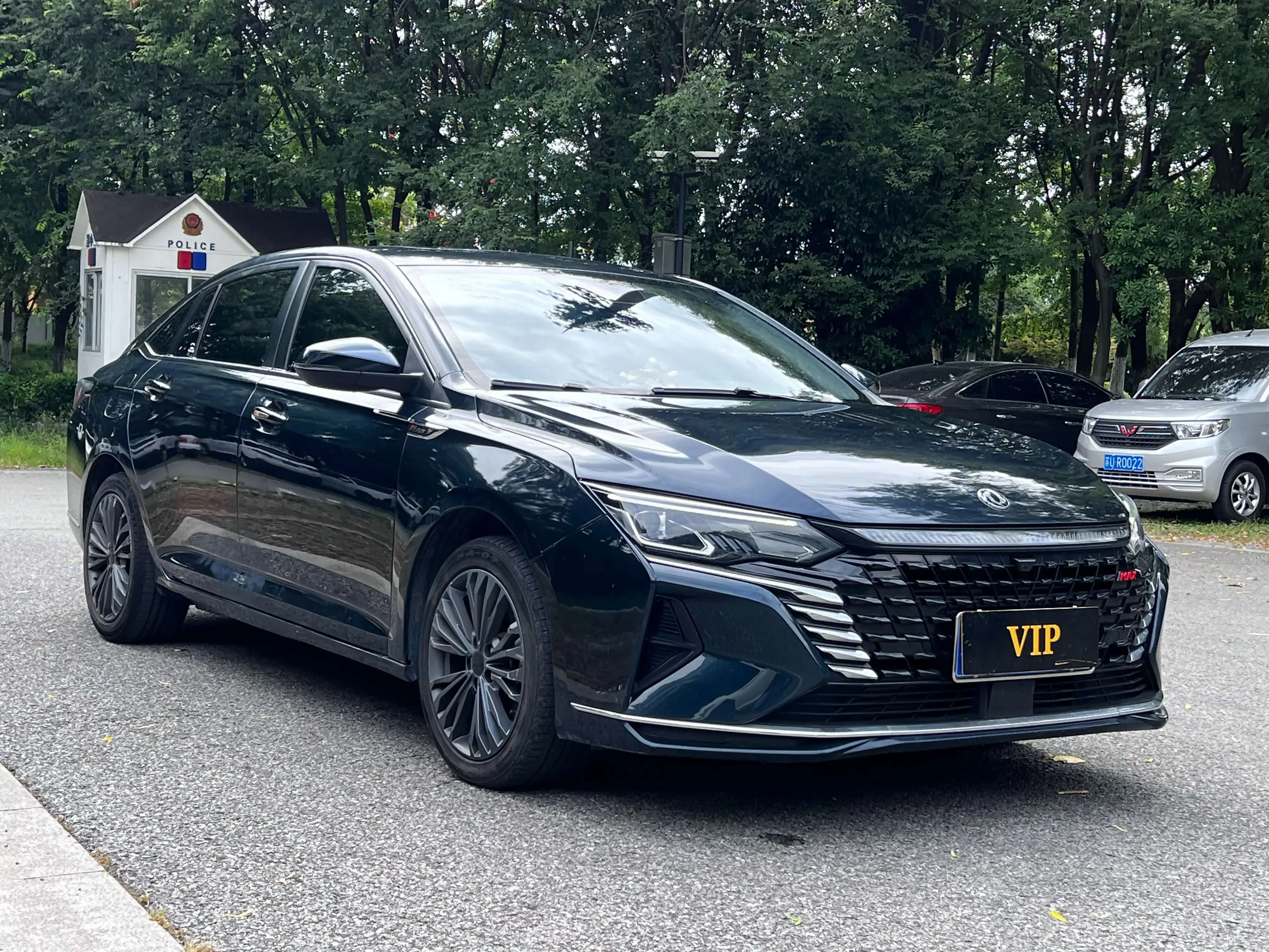 Dongfeng Yixuan MAX