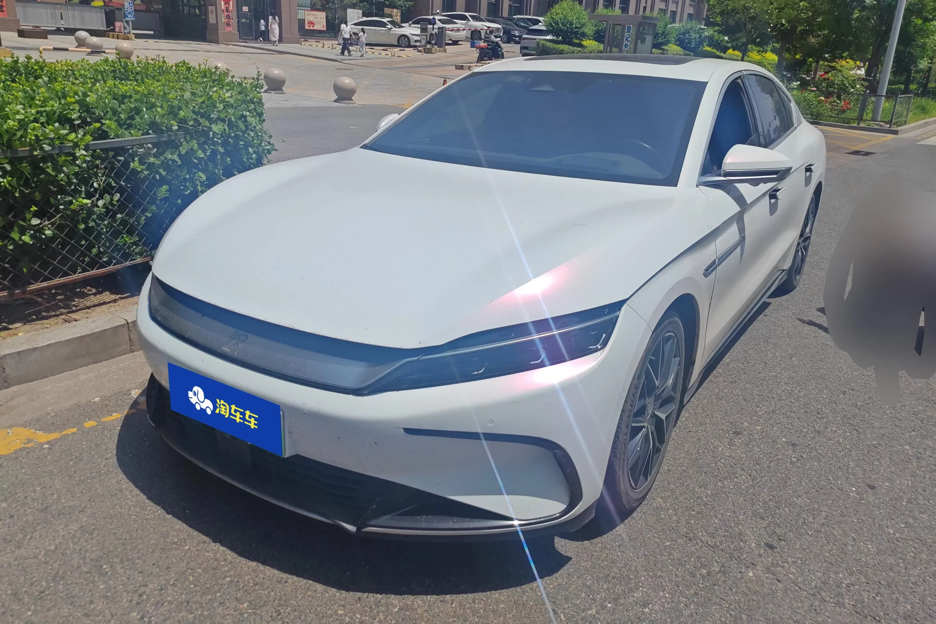 BYD Han EV