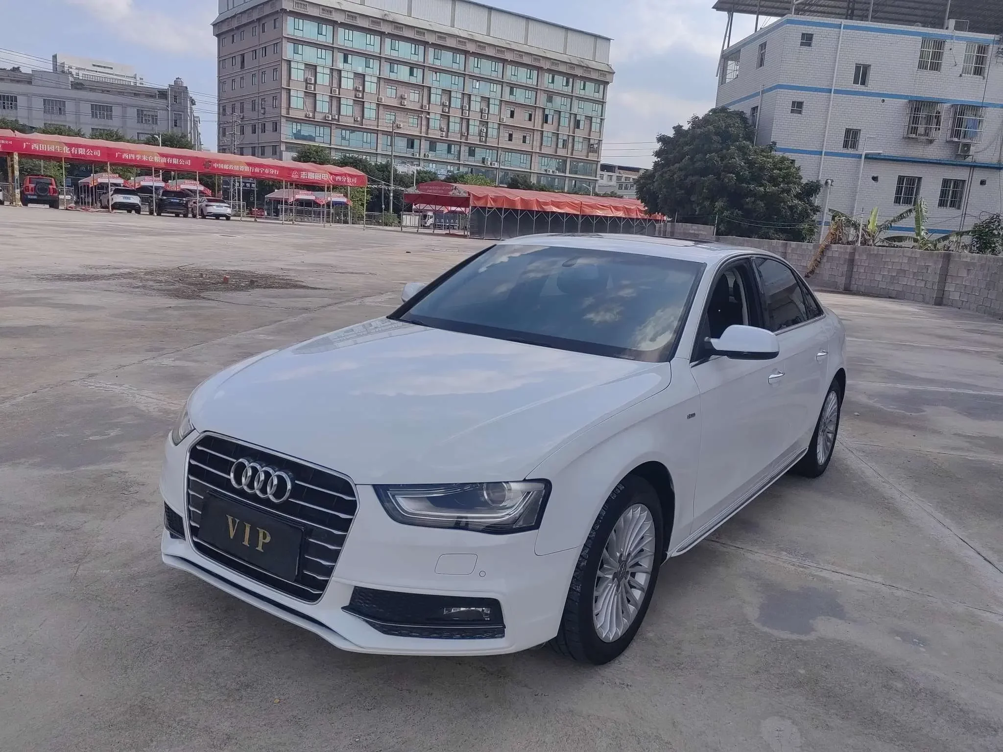 Audi A4L