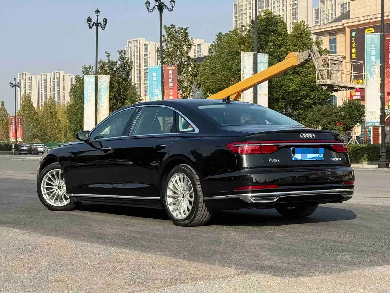 Audi A8