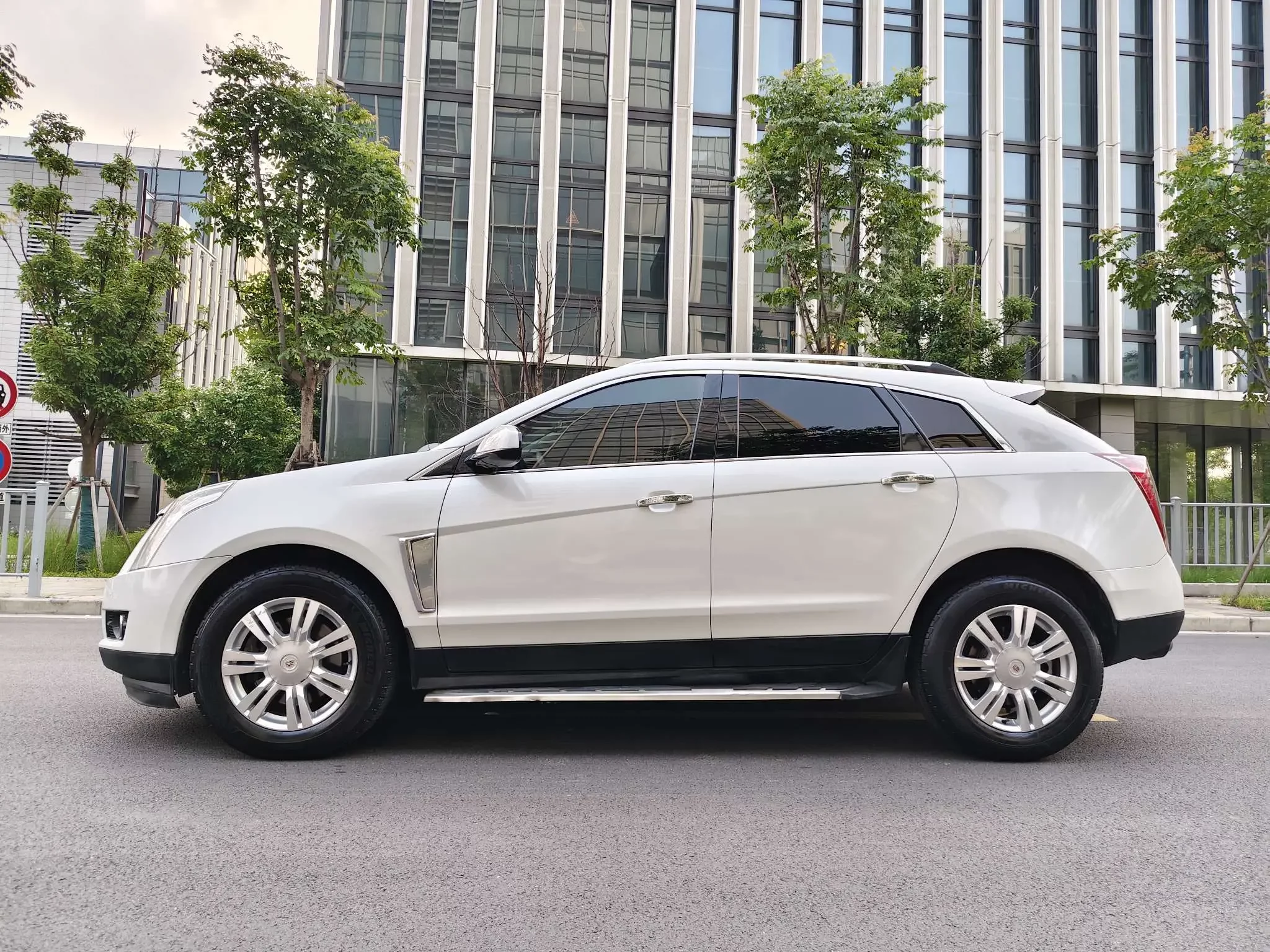 Cadillac SRX